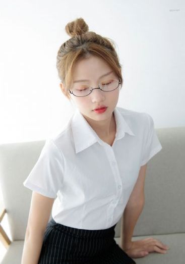 自拍偷拍1页_BD韩语电影在线观看